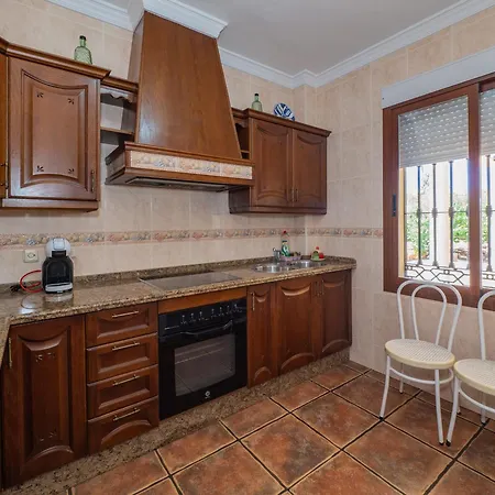Holiday home Cubo's Tinajas De La Dehesilla Alhaurin el Grande